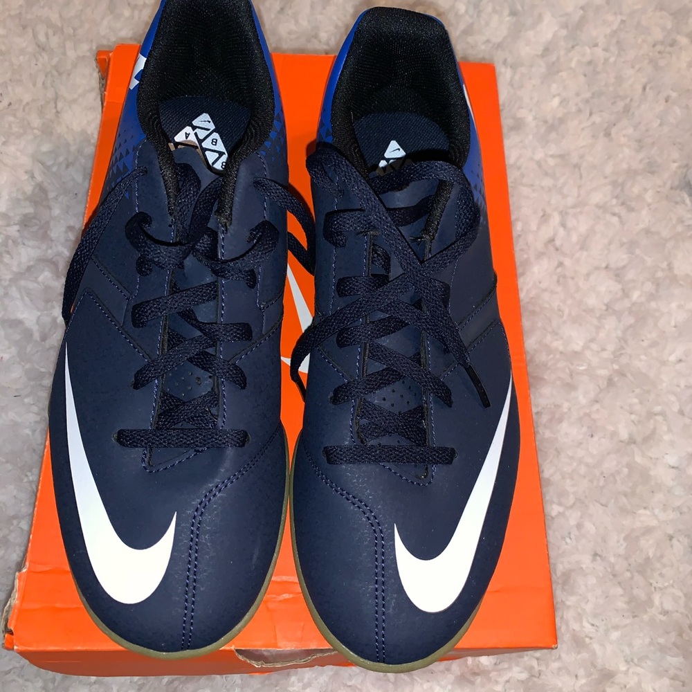 JR Nike Bomba IC